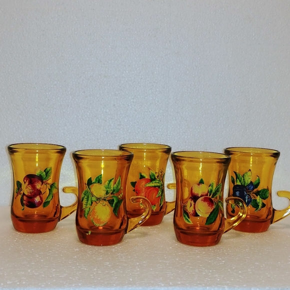 1960's Amber Glass Hooked Handle Juice Tea Cups Fruit Print - Picture 2 of 4